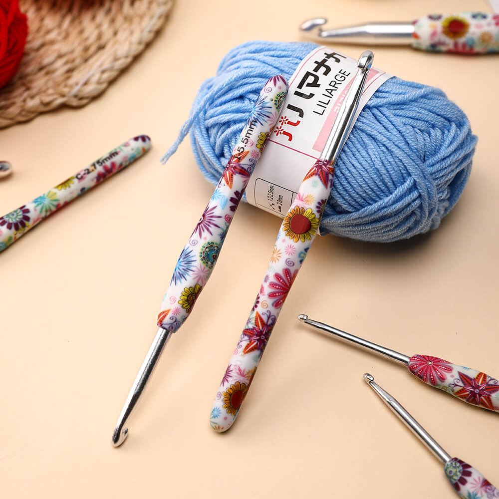 6Pcs Flower Crochet Crochet Kit Artificial Flower Crochet Kit for Beginners  Knitted Animal kit With Crochet Hooks Crochet Stuffed Animal Diy Kit Wool  Doll & Positive Animal Crocheting Knitting Kit with Step-by-Step