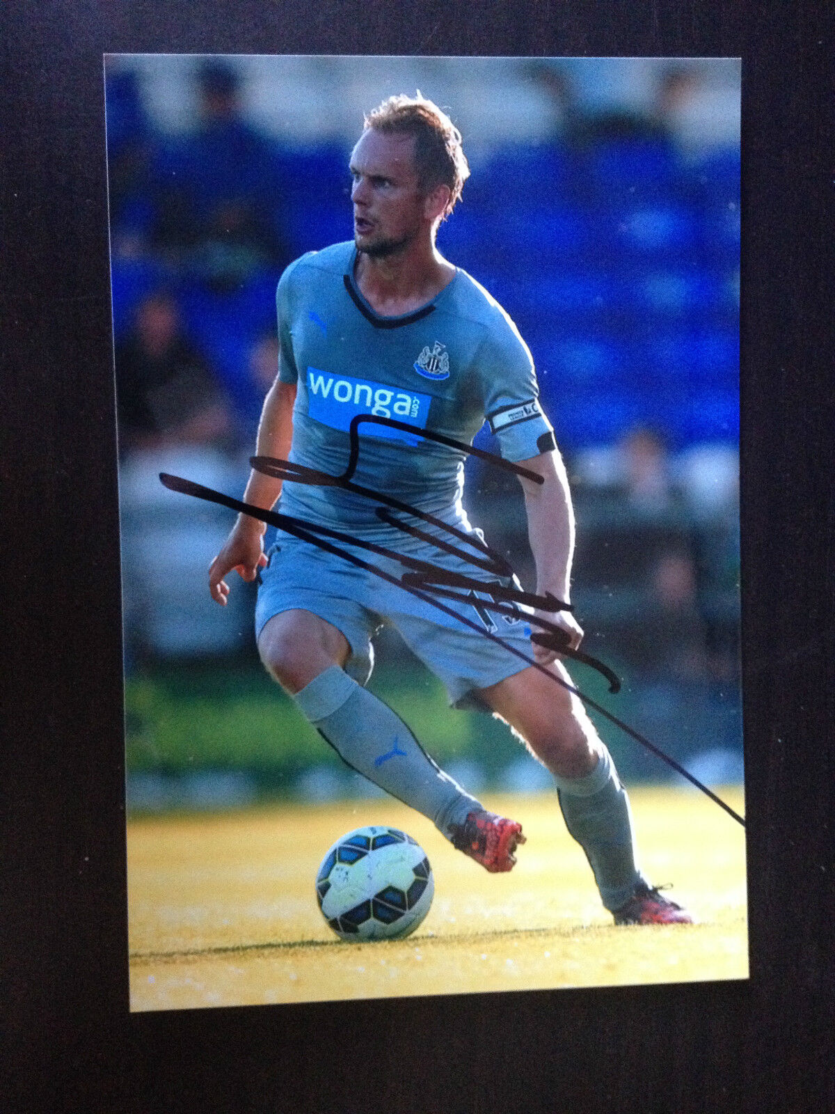 SIEM DE JONG - NEWCASTLE UNITED FOOTBALLER - SUPERB SIGNED COLOUR Photo Poster paintingGRAPH