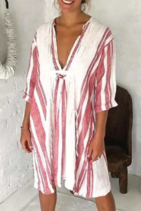 Striped Print Plunging Neck Vintage Half Sleeves Midi Dress