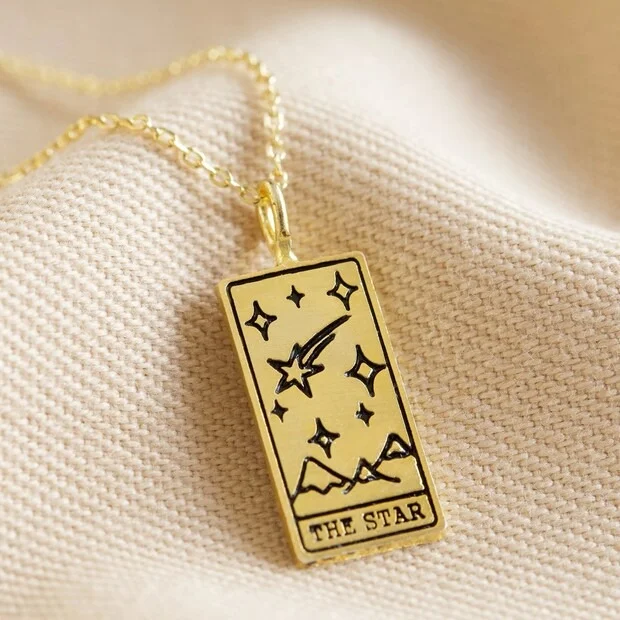 Star Engraved Tarot Card Pendant Necklace