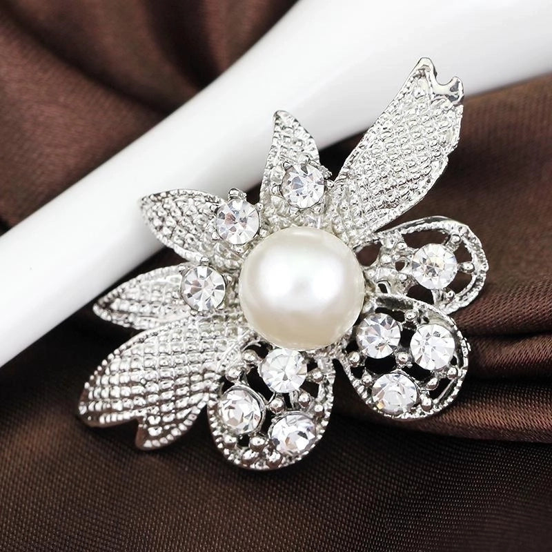 Korean Style Pin Flower Alloy Plating Women’S Brooches