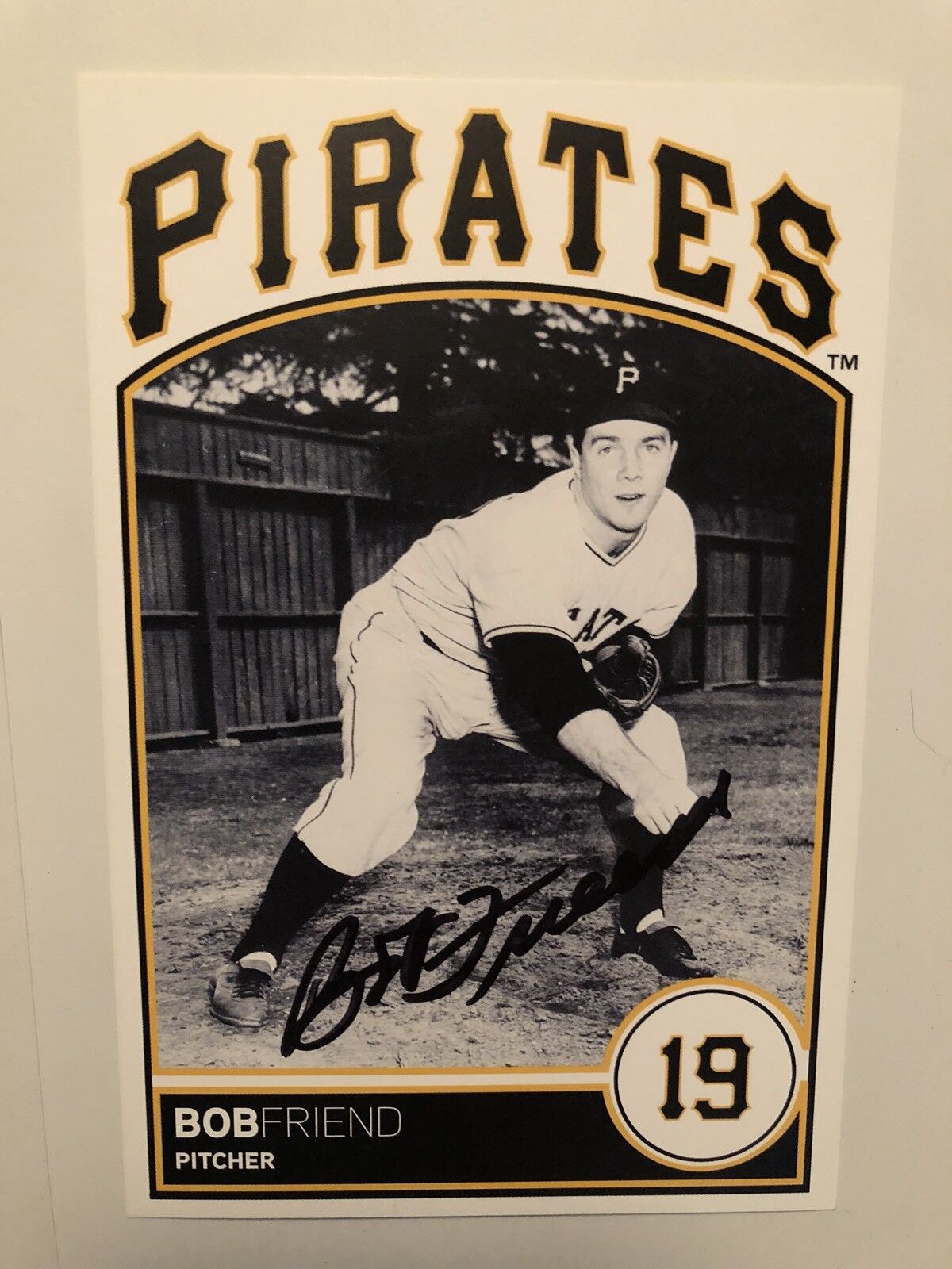 Bob Friend 1960 World Champ SIGNED AUTOGRAPHED POSTCARD SIZE PIRATES Photo Poster painting 4X6