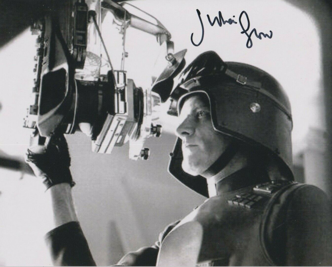 Julian Glover 10 x 8