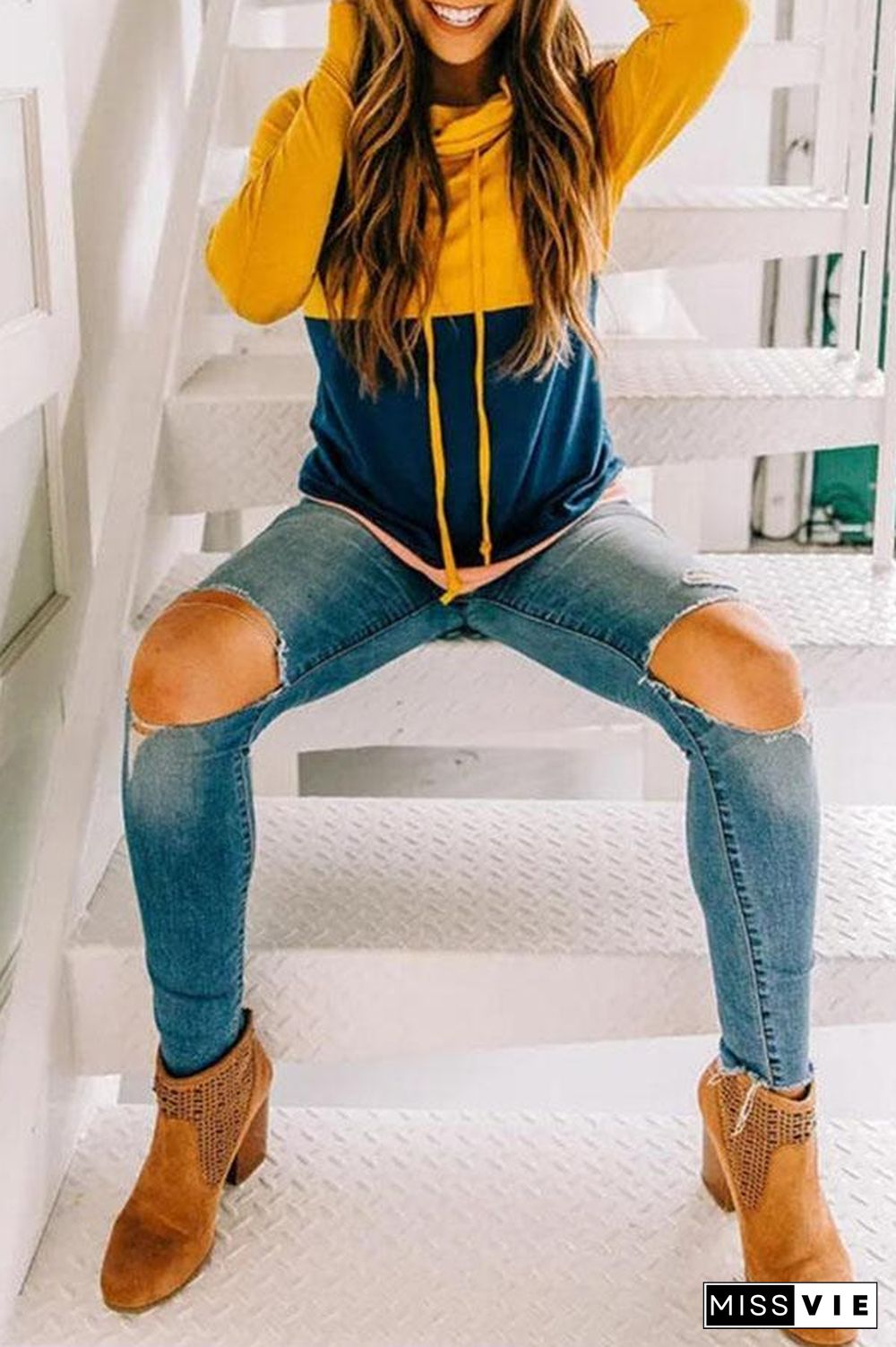 Long Sleeve Color Block Hooded Sweatshirt P13301