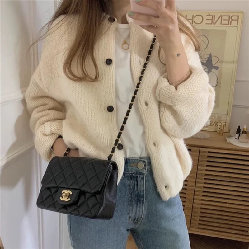 New Oversize Women's Sweaters Autumn Winter Vintage buttons o Neck Cardigans Single Breasted Puff Sleeve Loose Cardigan sweater