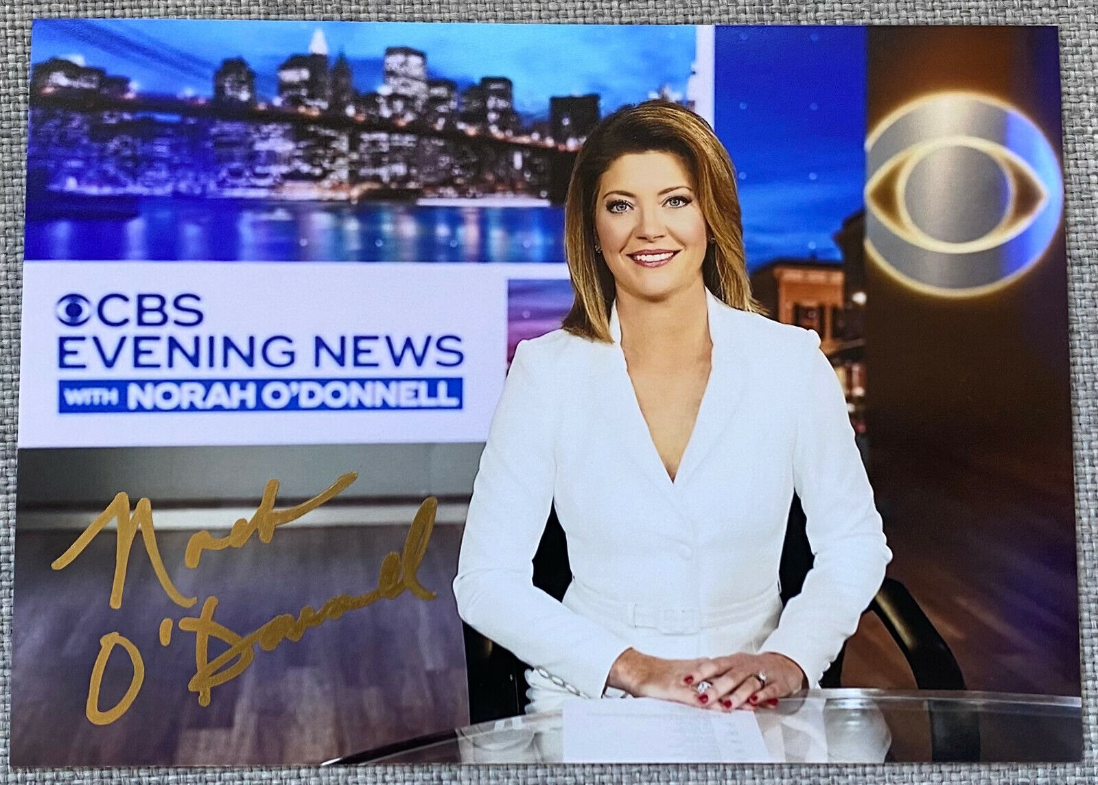 CBS Evening News Journalist Norah O'Donnell Signed IP 5x7 Color Photo Poster painting Authentic