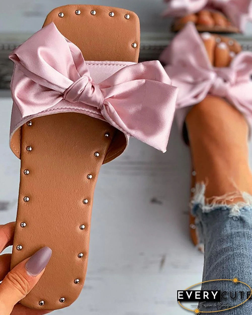 Satin Bowknot Decor Square Toe Flat Sandals