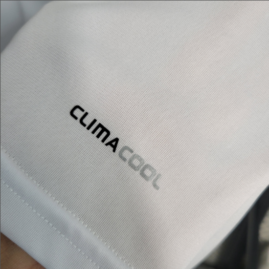 Retro 09/10 Real Madrid Home Long Sleeve Football Shirt Thai Quality