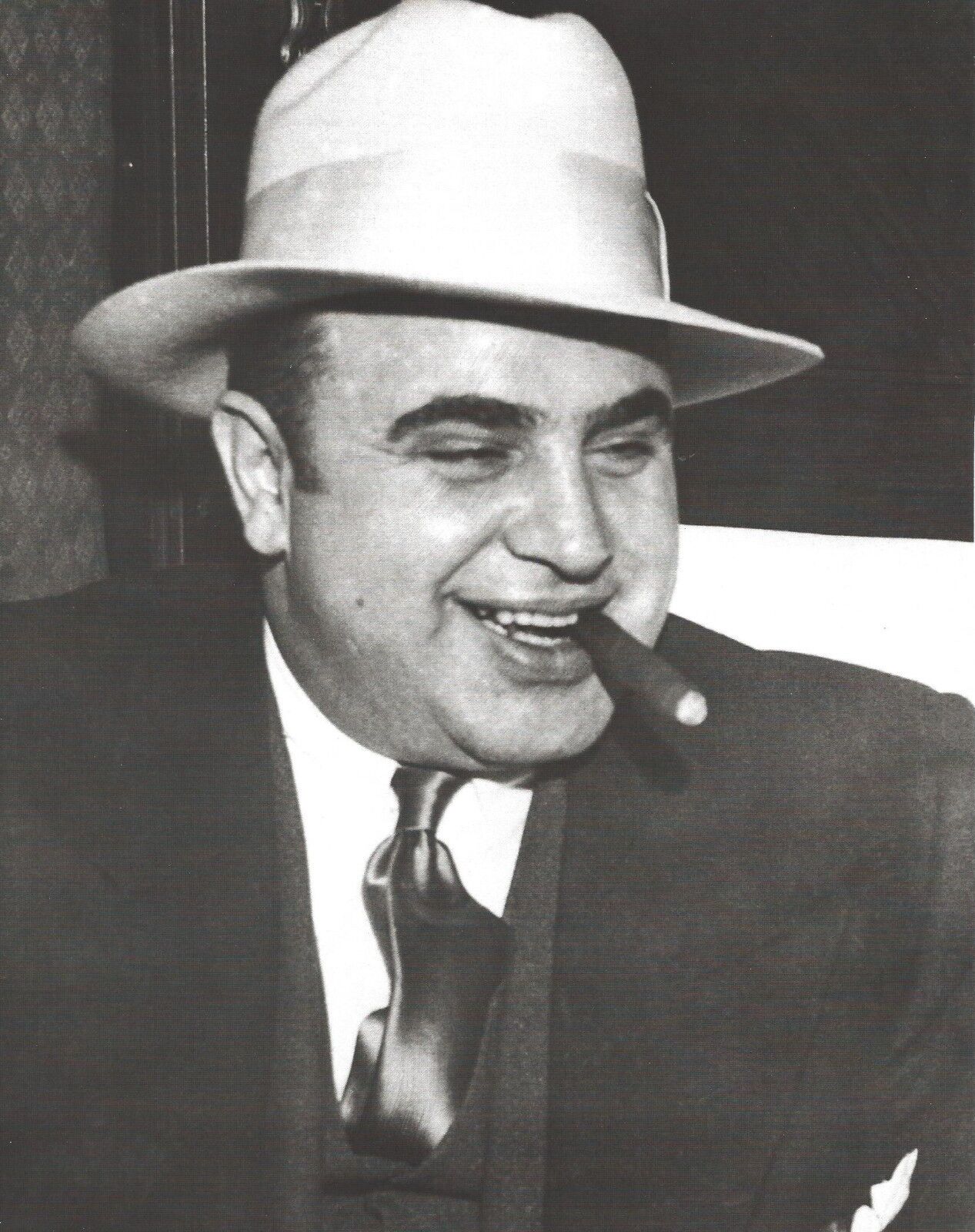 AL CAPONE 8X10 Photo Poster painting MAFIA ORGANIZED CRIME MOB MOBSTER PICTURE