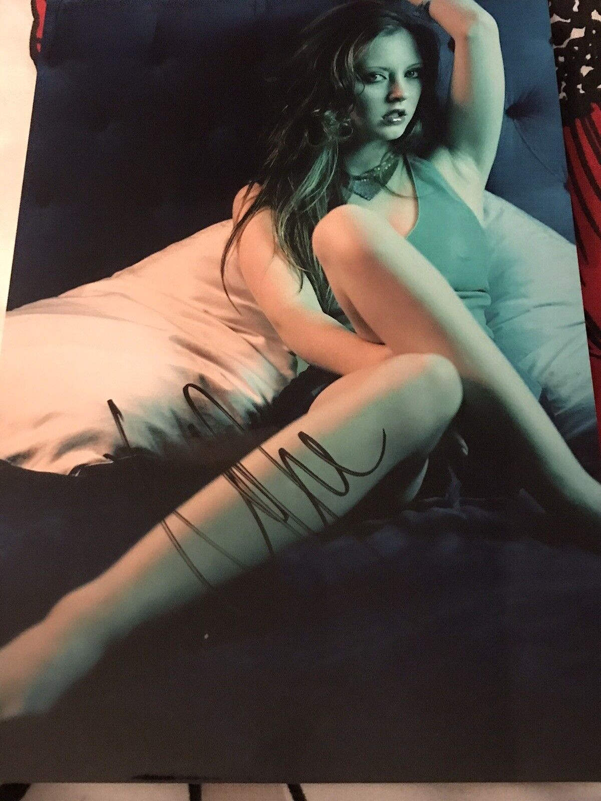 Katherine Isabelle Signed 9x6 Photo Poster painting - Ginger Snaps