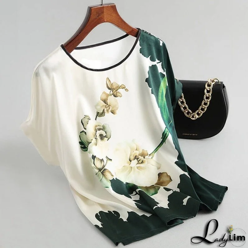 Elegant and light Blouse