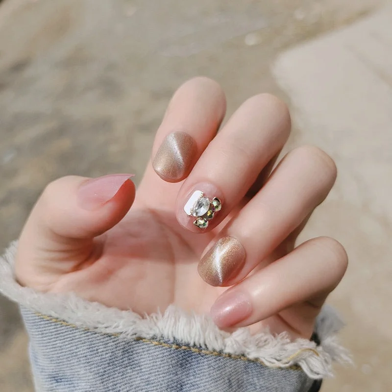 24pcs/box Cat Eye Phototherapy Nail Patch Wearable Fake Nail Short False Nail Wedding For Winter Autumn wearable full cover-Nail Inspo