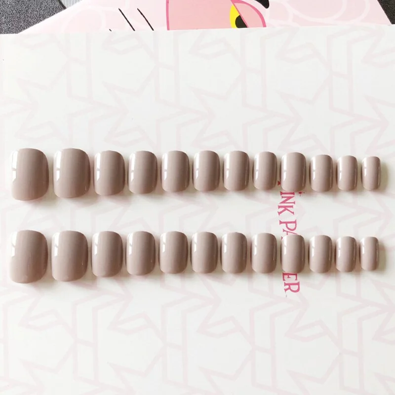 24pcs New Pure Color Short False Nails Women DIY Short Size Nail Art Tips with Glue Girls Simple Fashion Nude Color Fake Nail-Nail Inspo