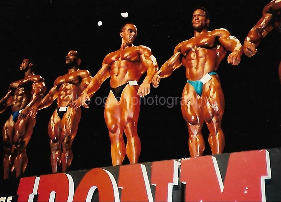 MUSCLE MEN Champion IRONMAN Bodybuilders FOUND Photo Poster paintingGRAPH Color Portrait 07 12 F