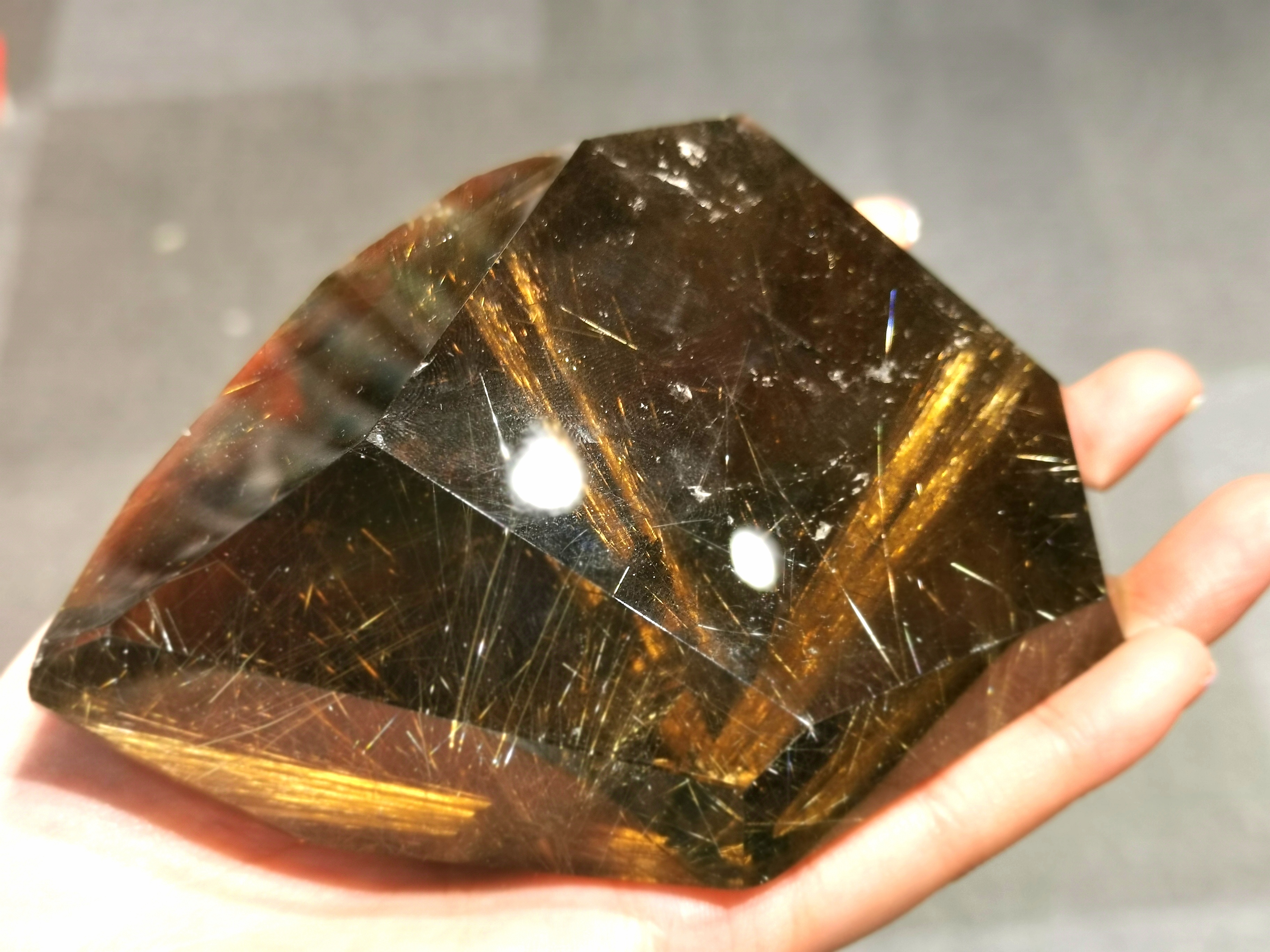 Golden rutile quartz meaning and use