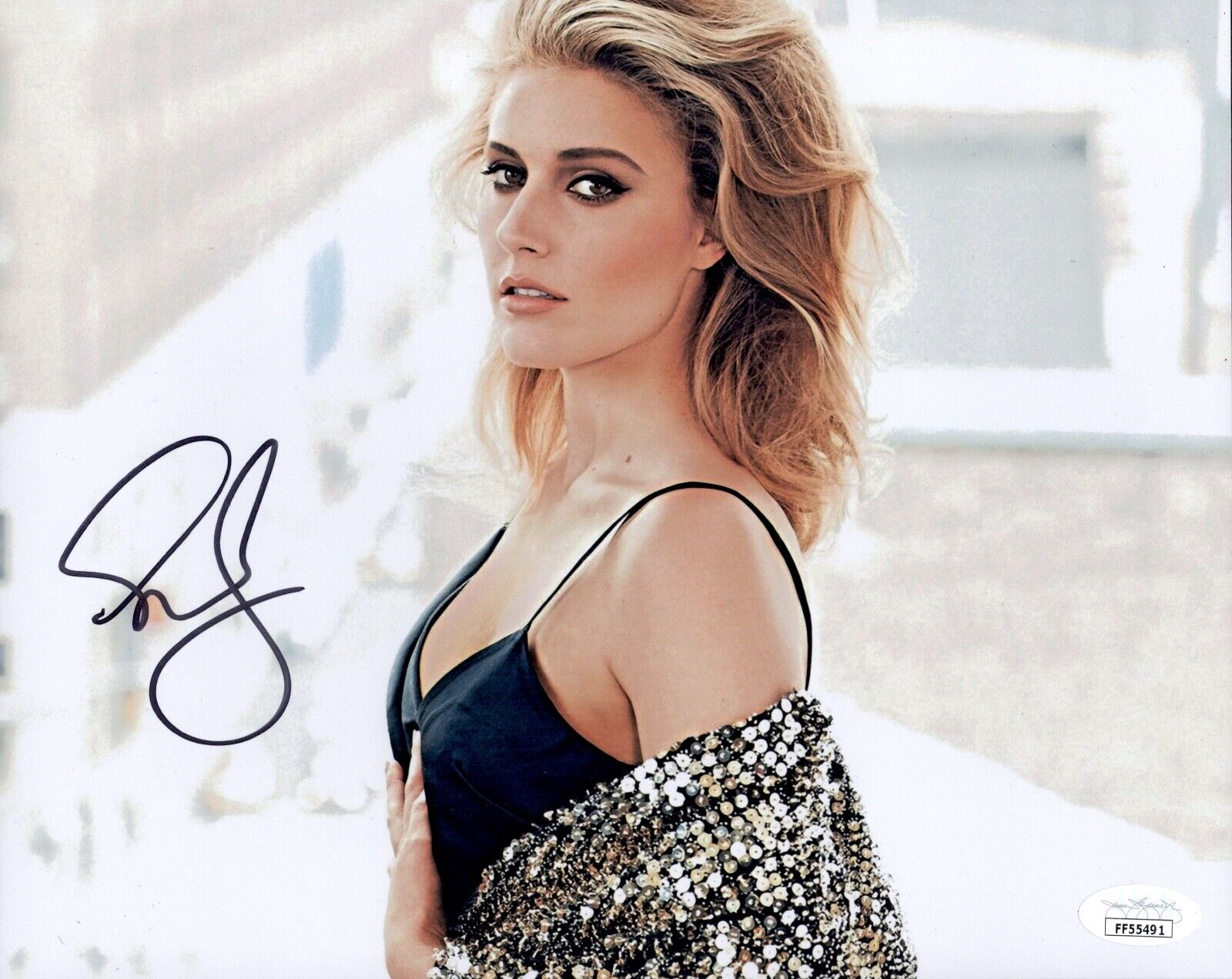 GRETA GERWIG Signed SEXY Director Writer 8x10 Photo Poster painting IN PERSON Autograph JSA COA