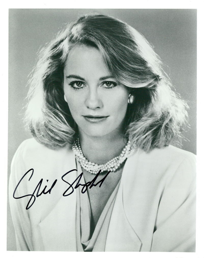 Cybill Shephard signed 8x10 Photo Poster painting COA