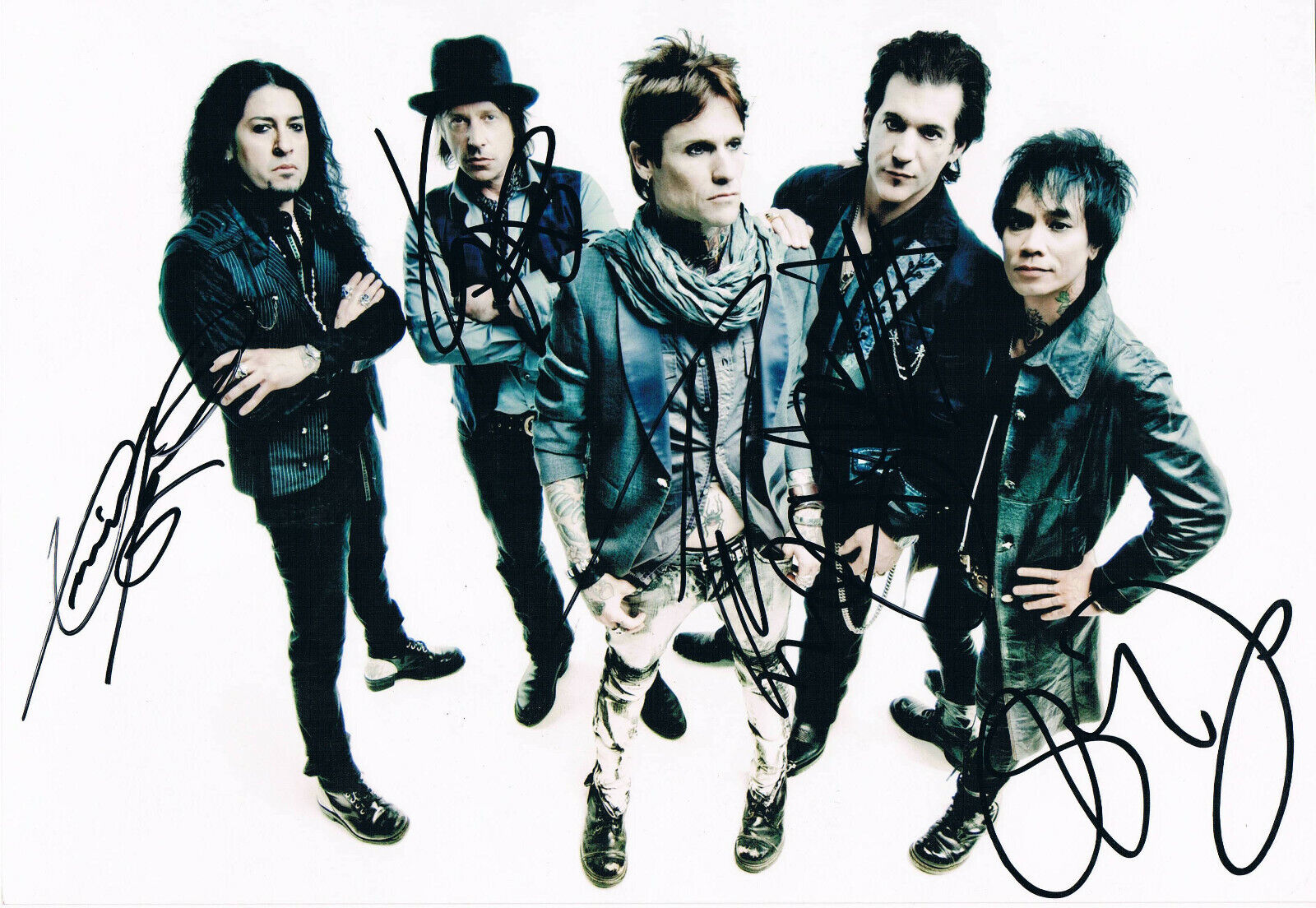 Buckcherry genuine autograph 8x12