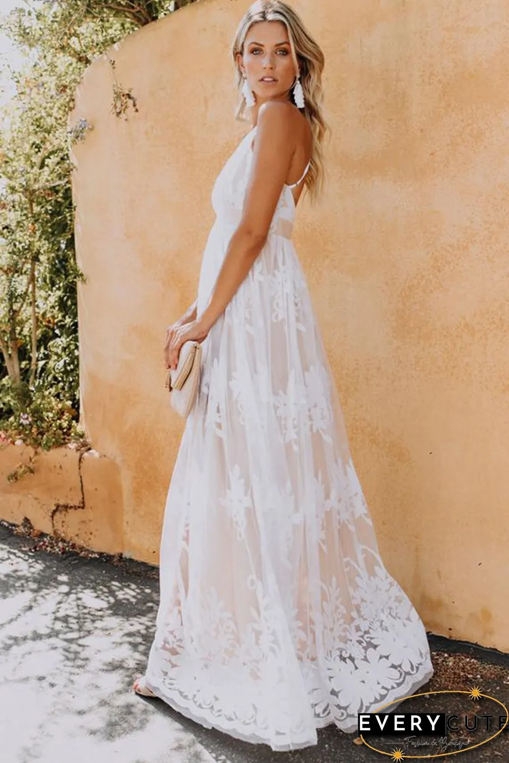 White Lace Contrast Backless Spaghetti Straps Maxi Dress