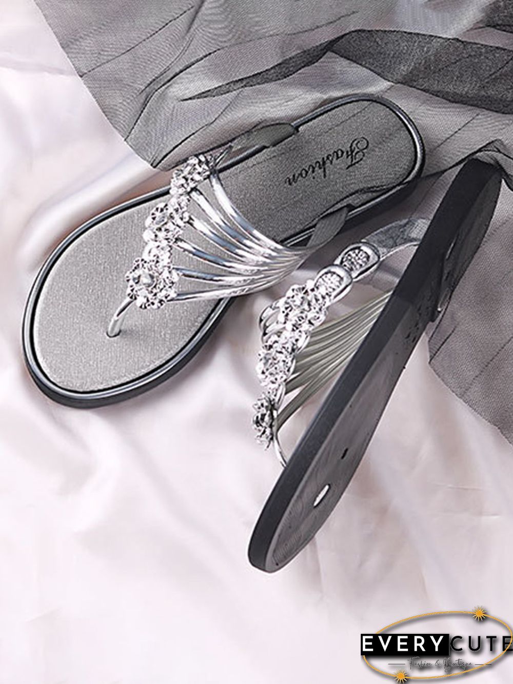 Women's Diamond Flat Thong Sandals