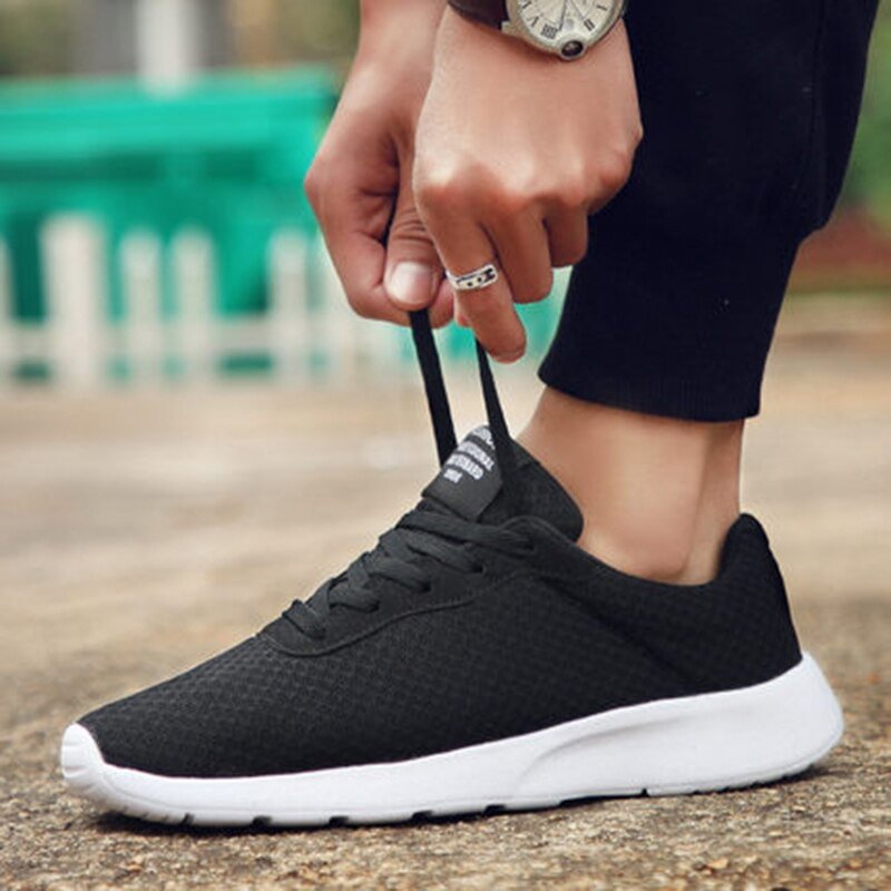 Shoes Men Tennis Sneakers Lightweight Krasovki Male Shoes Breathable Men Casual Shoes Trainers Mans Footwear Plus Size 35-47