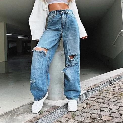 High-Waisted Destroyed Light Wash Baggy Jeans