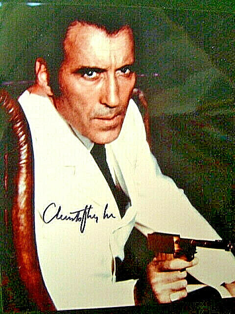 CHRISTOPHER LEE (THE MAN WITH THE GOLDEN GUN) ORIGINAL AUTOGRAPH Photo Poster painting