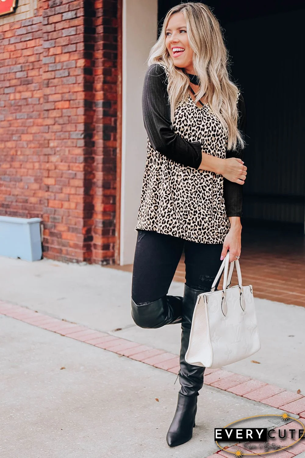 Leopard Choker Crisscross Contrast 3/4 Sleeve Leopard Print Top