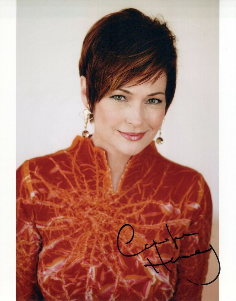 Carolyn Hennesy glamour shot autographed Photo Poster painting signed 8x10 #1