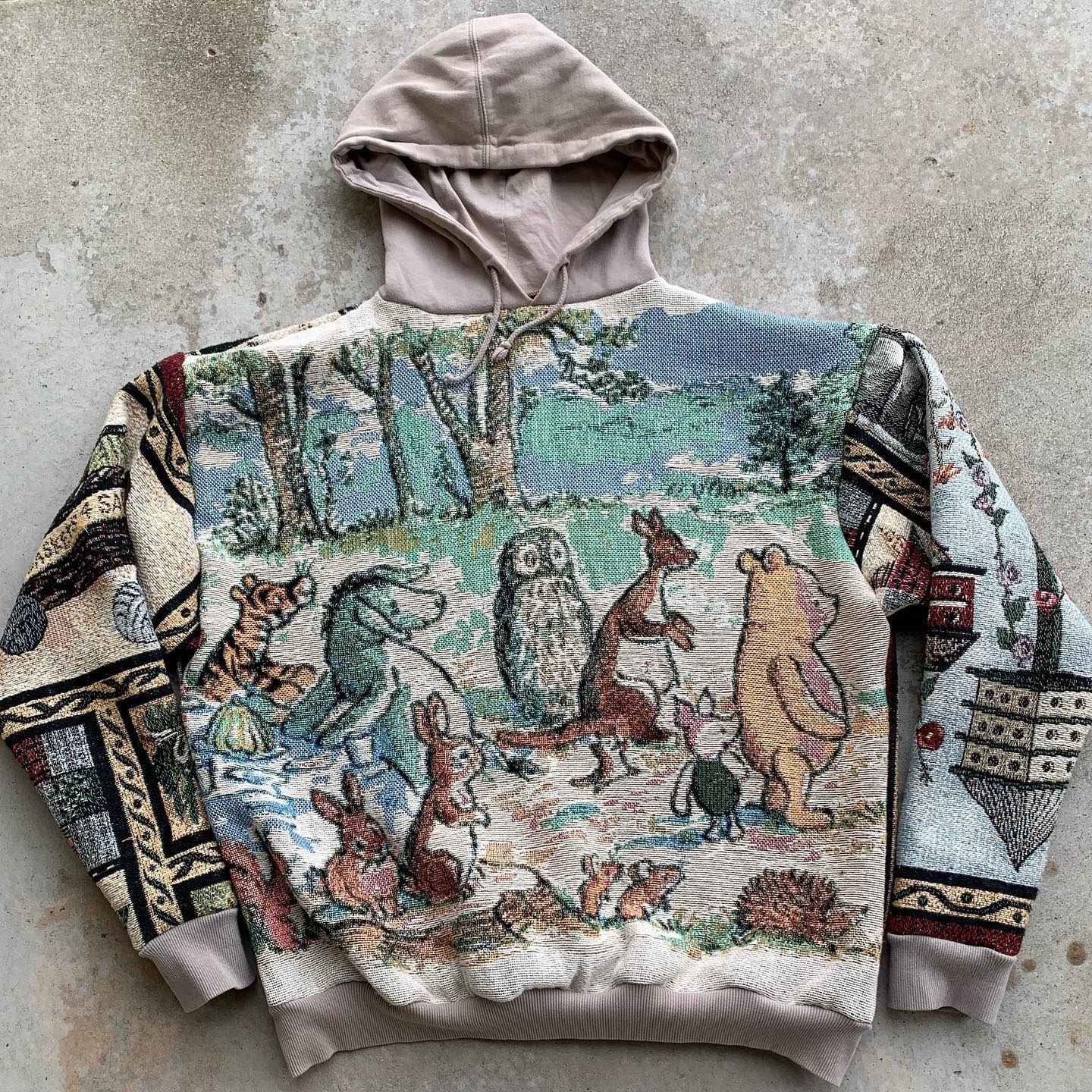 Fashion Friends & Life Print Casual Street Tapestry Knit Hooded Sweater