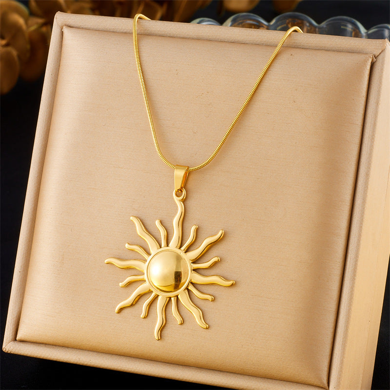 Fashionable Niche Design Gold-Plated Stainless Steel Sun Totem Pendant Snake Bone Chain Necklace