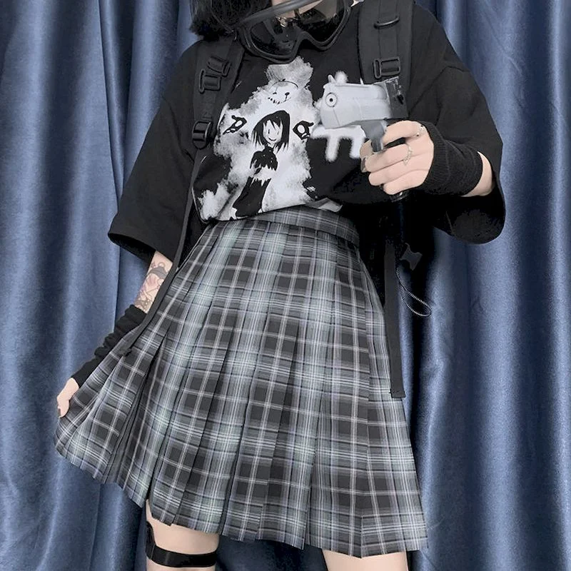 Short-sleeved T-shirt female  Korean version of the college style dark graffiti Japanese girl printing loose T-shirt top