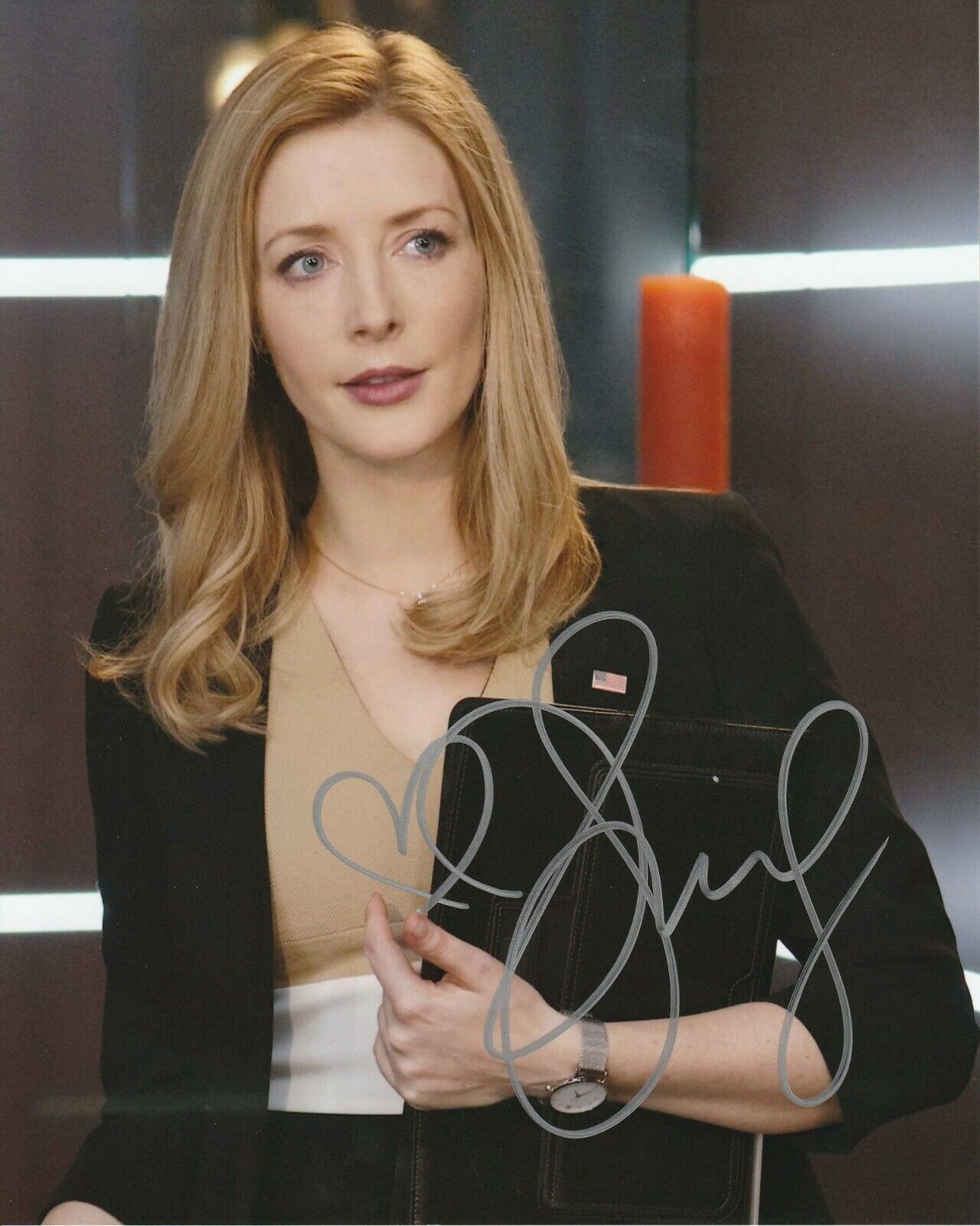 Jennifer Finnigan (TV's Close to Home