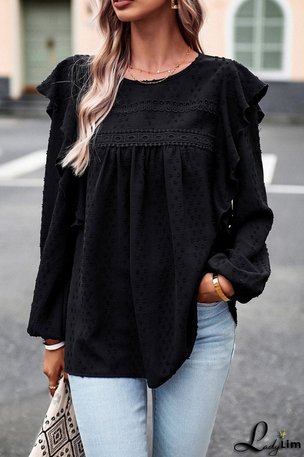 Casual and Fashionable Blouse