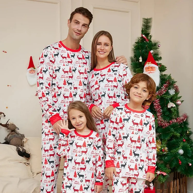 Traditional Christmas Deer Print Family Matching Pajamas Sets