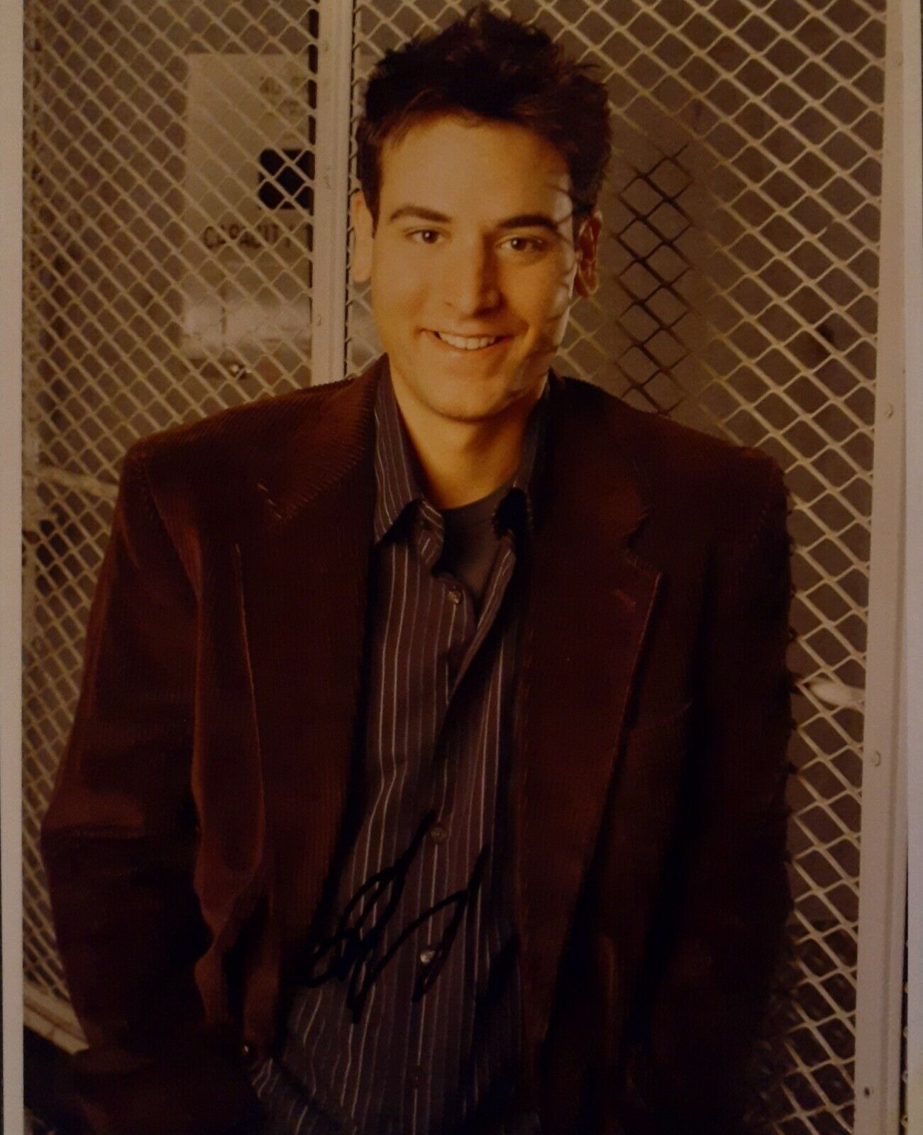 Josh Radnor signed 8x10