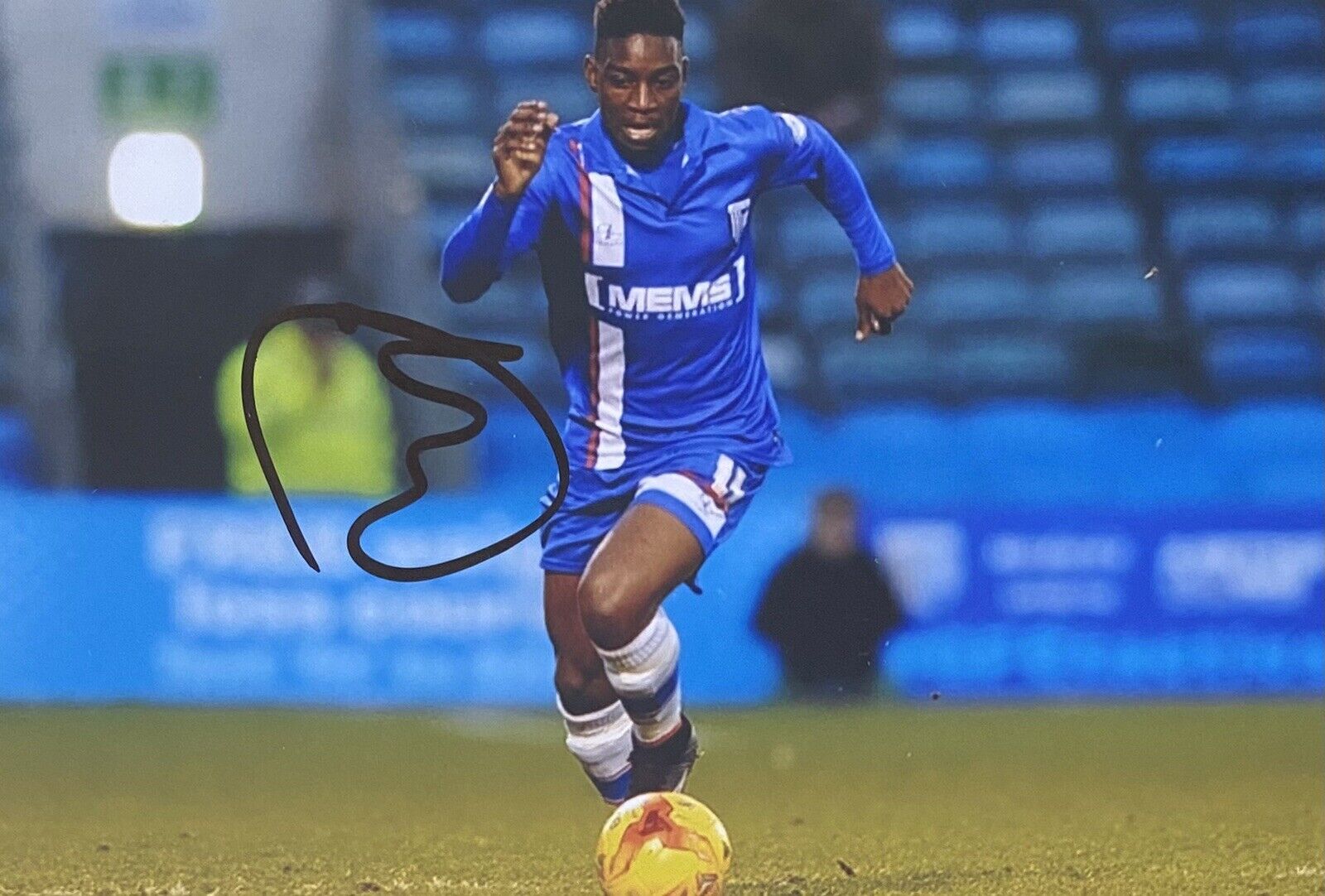 Jermaine McGlashan Genuine Hand Signed 6X4 Gillingham Photo Poster painting