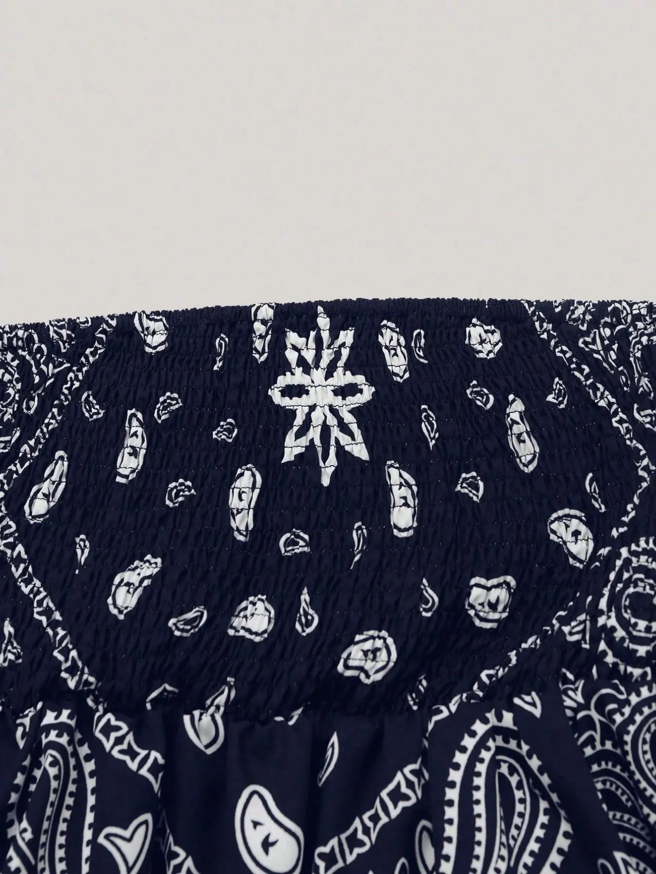 Women's Ethnic Print Strapless Top, Boho Style Asymmetric Hem Tube Top, Casual Summer Fashion, Perfect for Outing and Vacation Women's Ethnic Print Strapless Top, Boho Style Asymmetric Hem Tube Top, Casual Summer Fashion, Perfect for Outing and Vacation