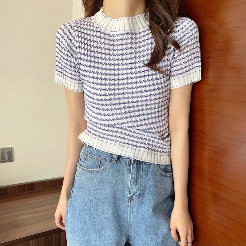 Uveng Uveng Summer New Korean Version Of The Impact Of The Wave Striped Ice Silk Bottom Shirt Short-Sleeved Knitted T-Shirt Tide