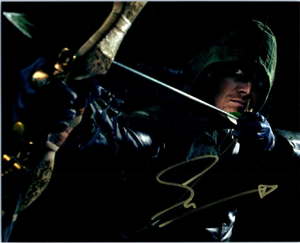 Stephen Amell signed 8x10 Photo Poster painting Picture autographed includes COA