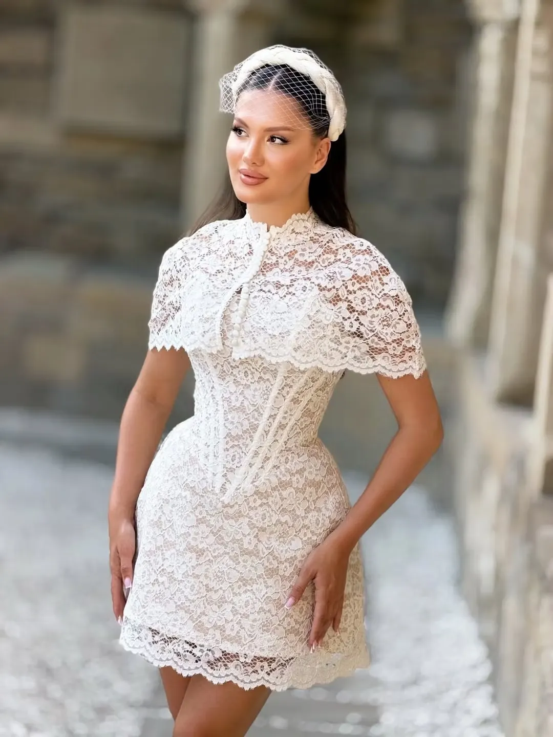 Exquisite Lace High Neck Short Sleeves High-Waistd Short Sheath Homecoming Dress | WT0214 Wellcucu