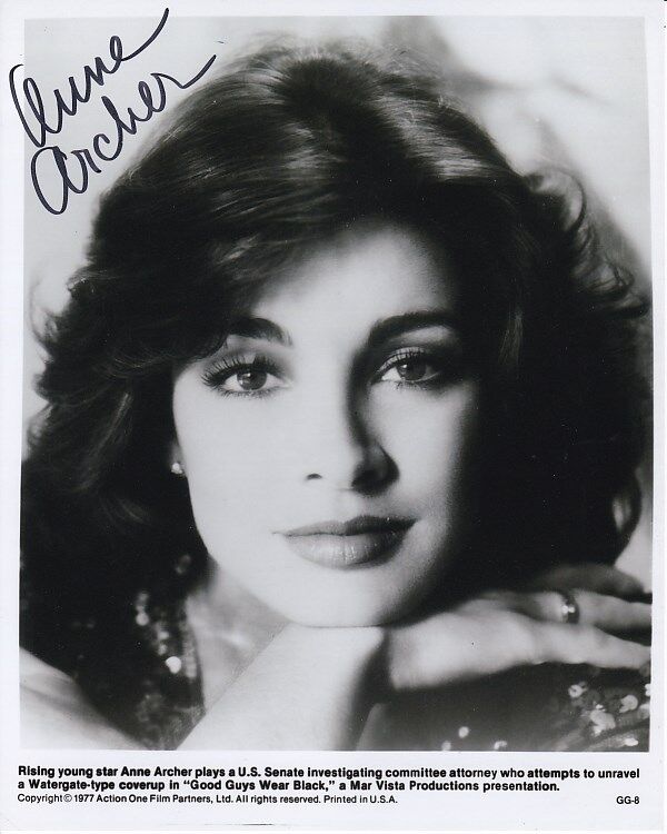 ANNE ARCHER signed GOOD GUYS WEAR BLACK ( BLACK TIGERS ) MARGARET 8x10 Photo Poster painting