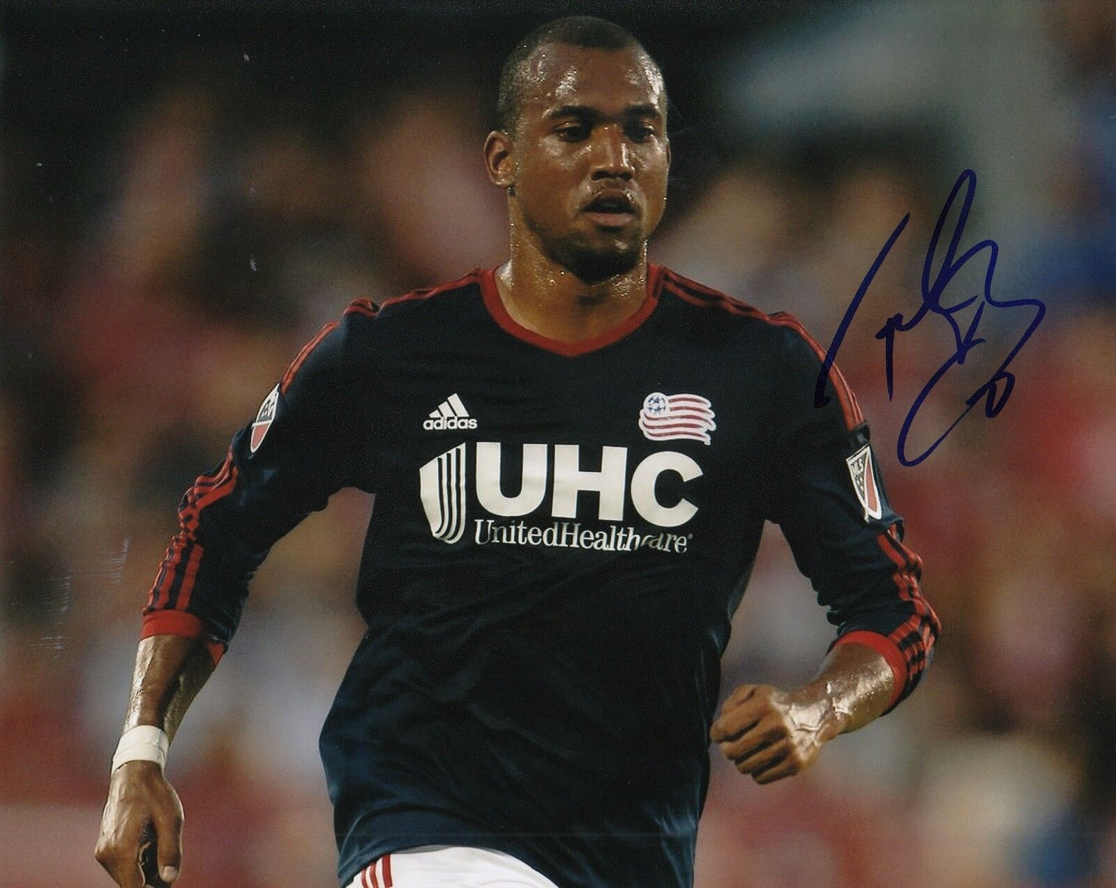 TEAL BUNBURY signed (NEW ENGLAND REVOULTION) MLS SOCCER 8X10 Photo Poster painting W/COA #1