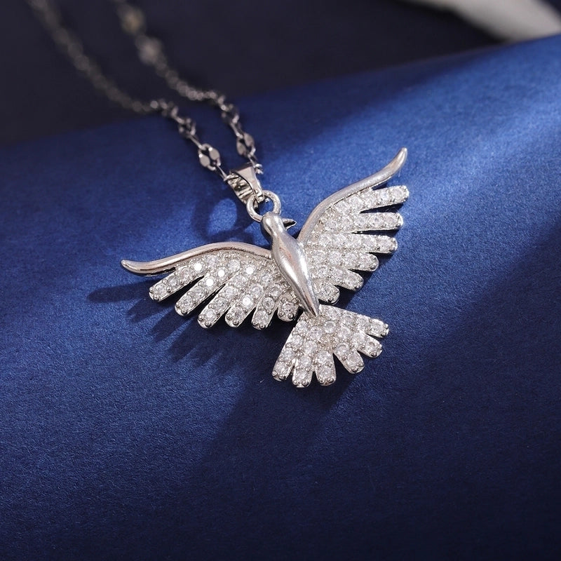 Elegant Bird 304 Stainless Steel Copper Inlay 18K Gold Plated Zircon Pendant Necklace