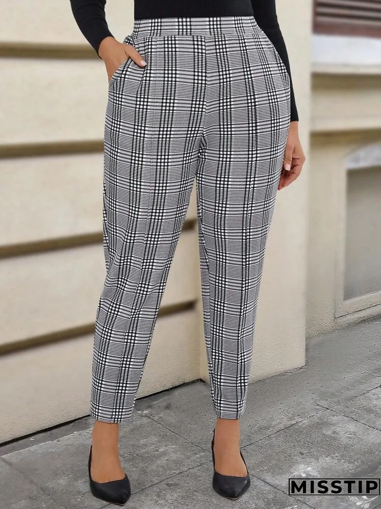 Plus Size Autumn Casual Vintage Plaid Angled Pocket Tapered Pants