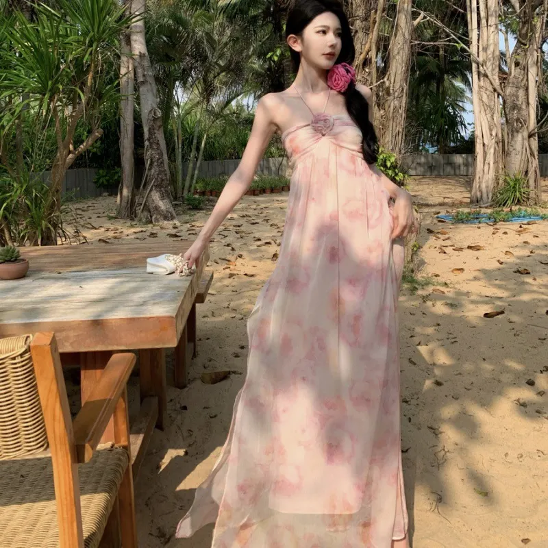 Uveng Uveng Sense Of Three-Dimensional Flower Small Minority Hanging Neck Type Dress Seaside Holiday Show Thin Dress