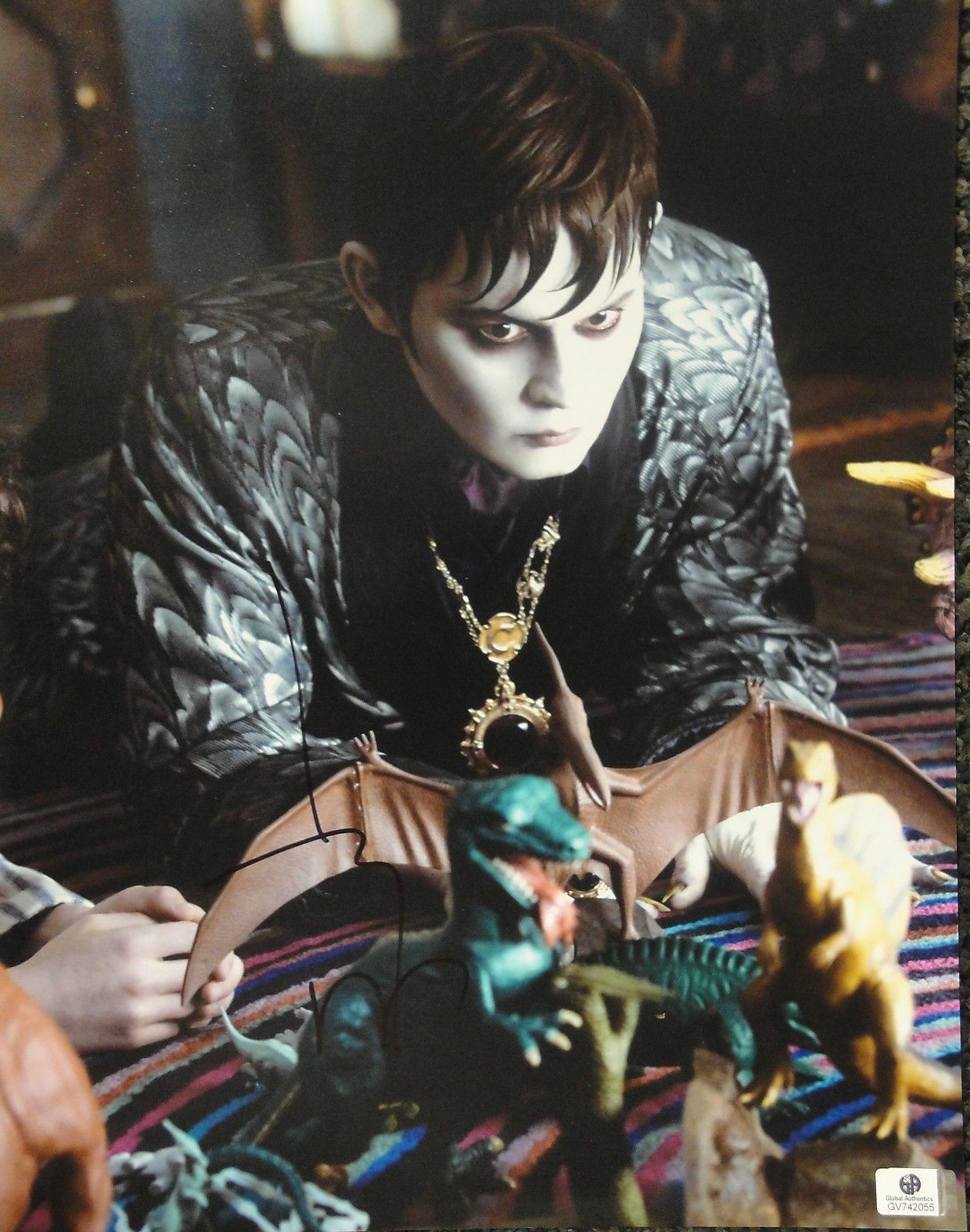 Johnny Depp Signed Autographed 11X14 Photo Poster painting Dark Shadows GV788761