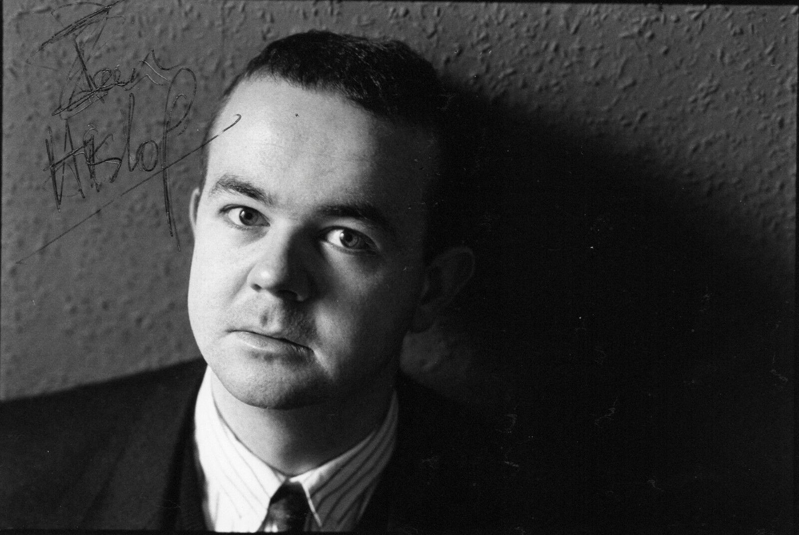 IAN HISLOP AUTOGRAPH TV PRESENTER, PRIVATE EYE