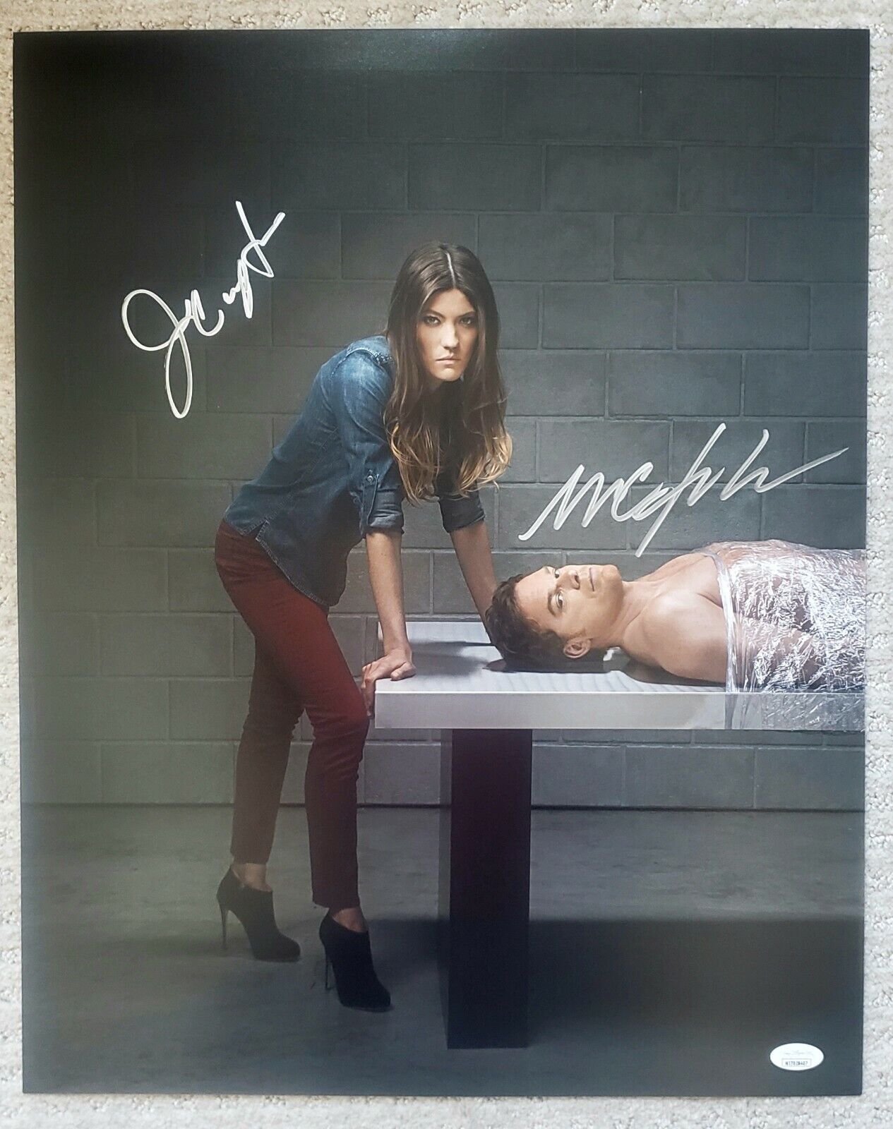 Michael C Hall & Jennifer Carpenter signed 16x20 Autograph Photo Poster painting. DEXTER. JSA