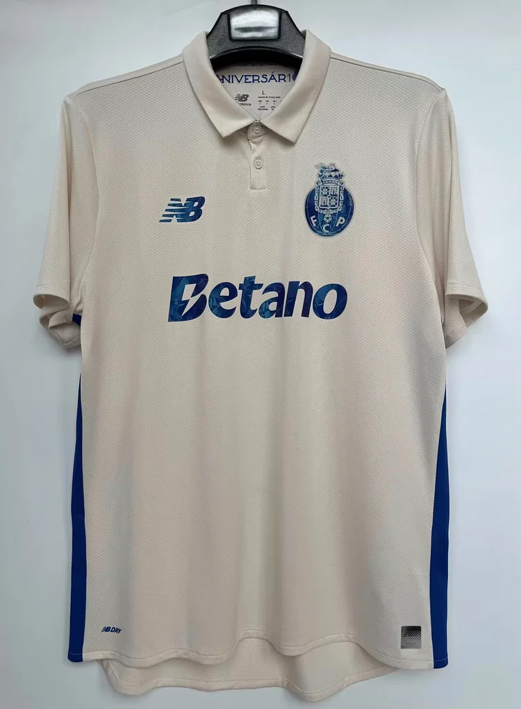 25/26 Porto second away fan version